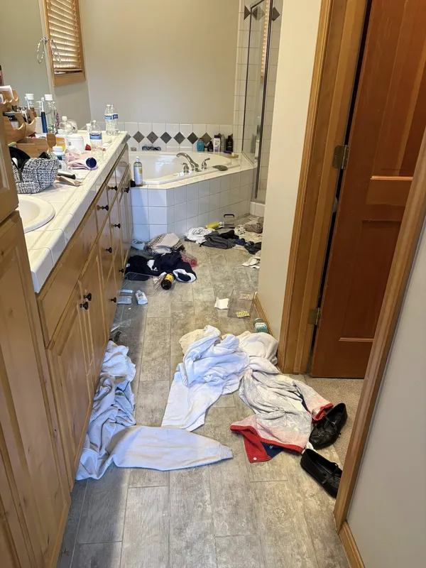 Bathroom floor before cleaning