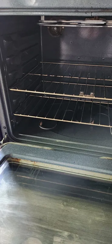 Oven after cleaning