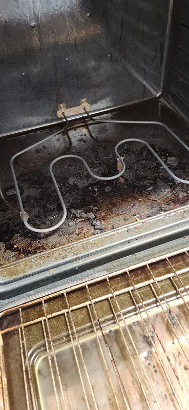 Oven before cleaning